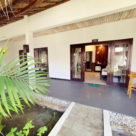 Samba Villas Beachfront View Джили Трауанган Екстериор снимка