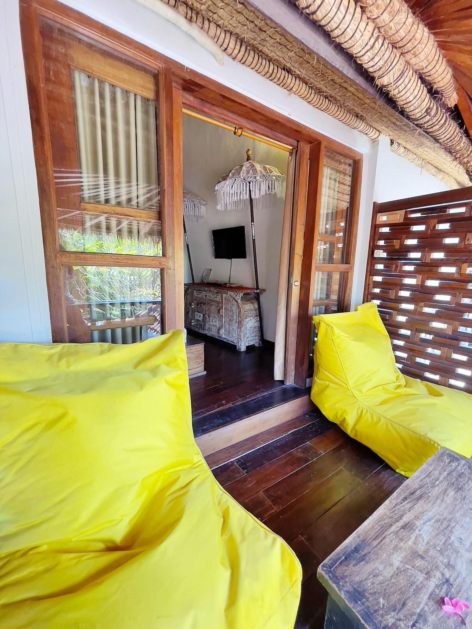 Samba Villas Beachfront View Джили Трауанган Екстериор снимка